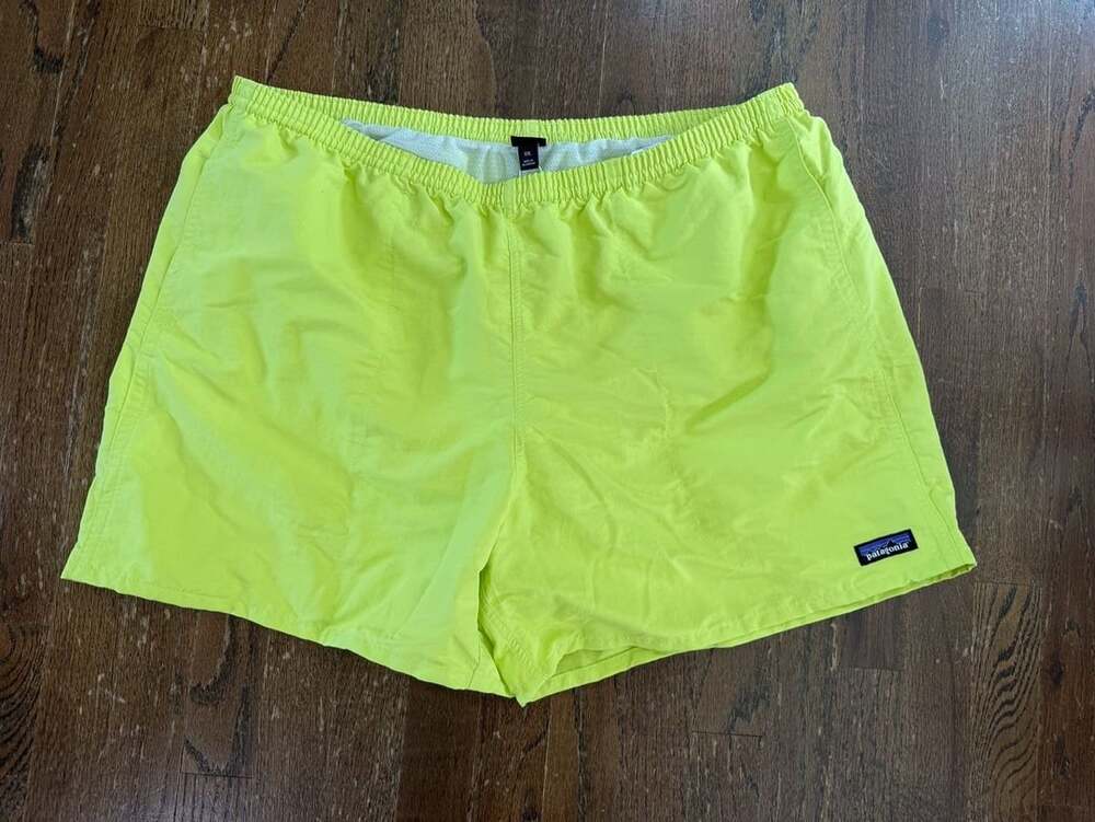 NWT Patagonia Men's Baggies Shorts - 5" Inseam, Phosphorus Green